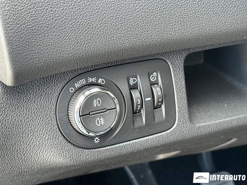 Opel Meriva 2016 — Миниатюра 6