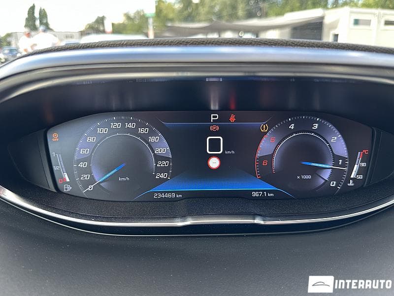 Peugeot 3008 2020 — Миниатюра 9