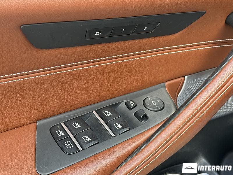 BMW M550d 2018 — Миниатюра 7