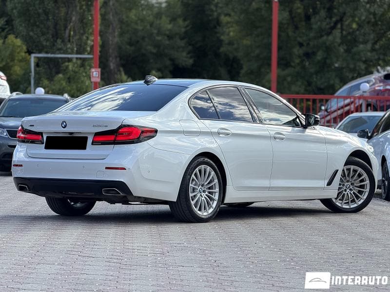 BMW 530e 2020 — Миниатюра 2