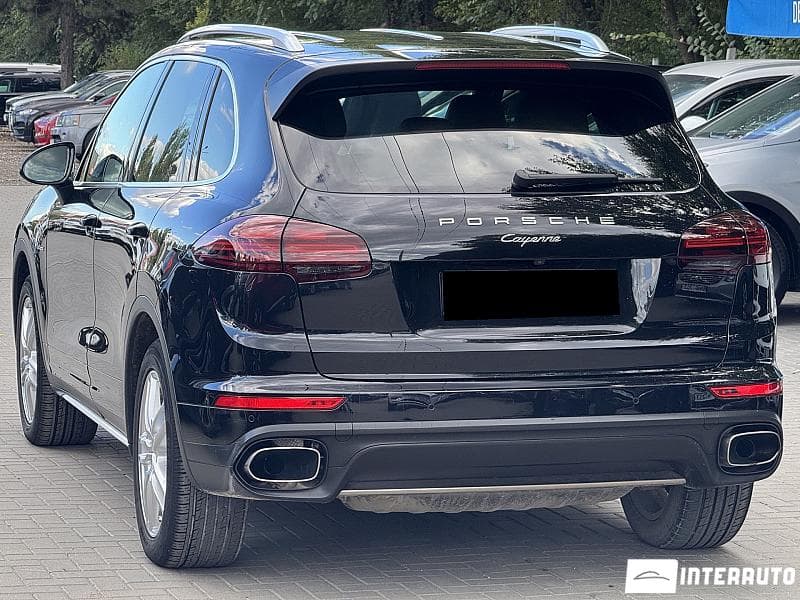 Porsche Cayenne 2015 — Миниатюра 4