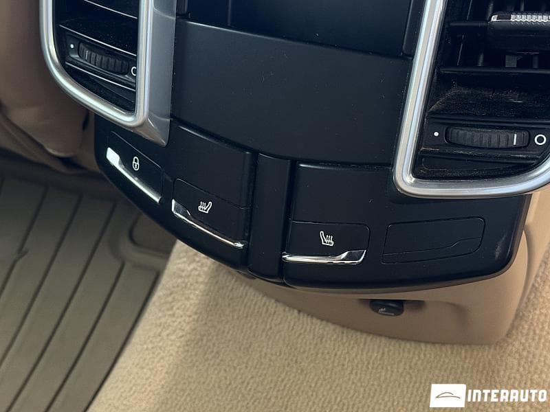 Porsche Cayenne 2015 — Миниатюра 19