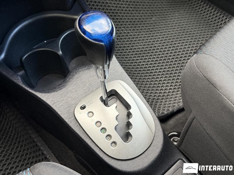 Toyota Yaris 2013 — Миниатюра 12