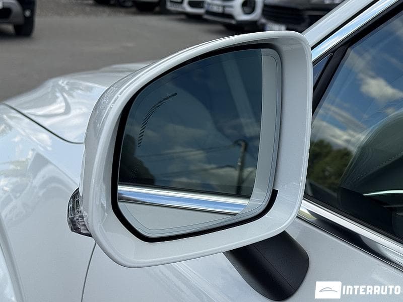 Volvo XC 90 2023 — Миниатюра 5