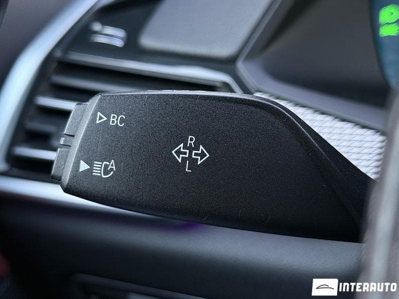 BMW X6 4.0i 2020 — Миниатюра 13