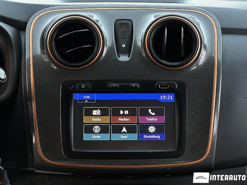 Dacia Sandero Stepway 2017 — Миниатюра 9