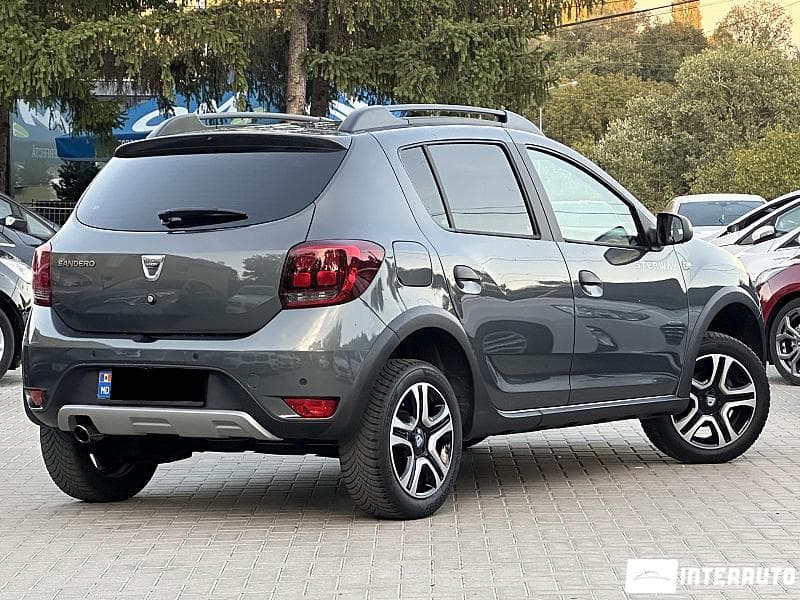 Dacia Sandero Stepway 2017 — Миниатюра 3