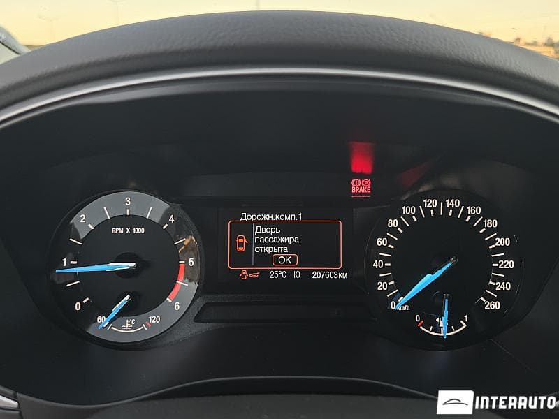 Ford Mondeo 2015 — Миниатюра 8