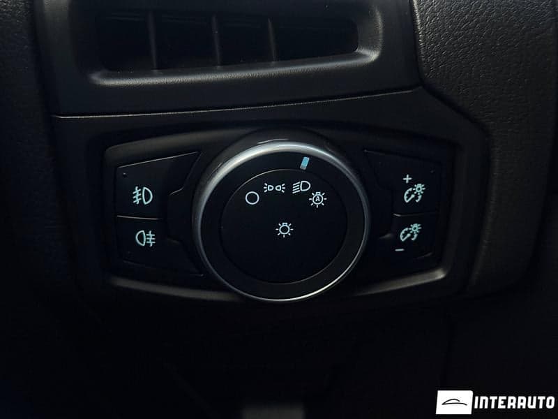 2015 Ford Focus — Miniatură 19