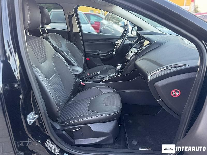 2015 Ford Focus — Miniatură 16