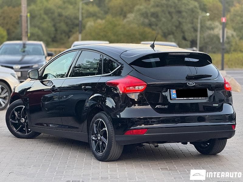 2015 Ford Focus — Miniatură 4