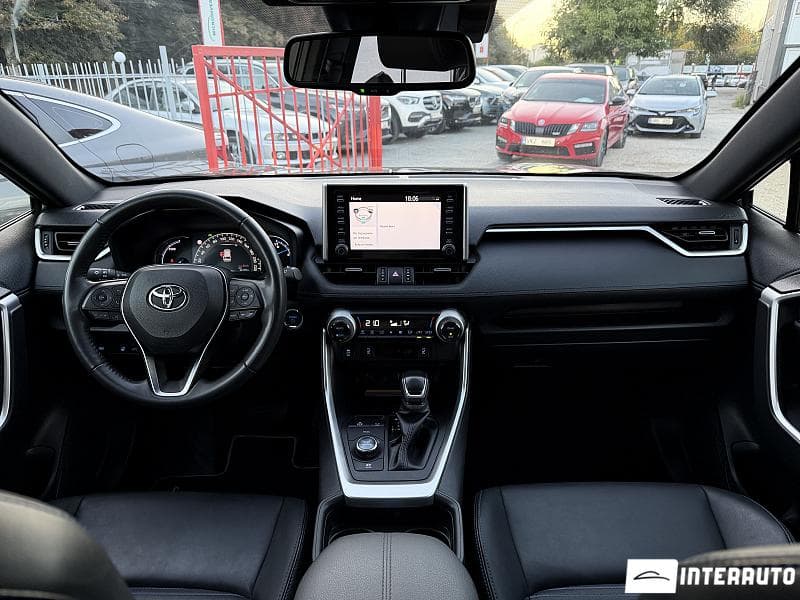Toyota Rav-4 2021 — Миниатюра 7