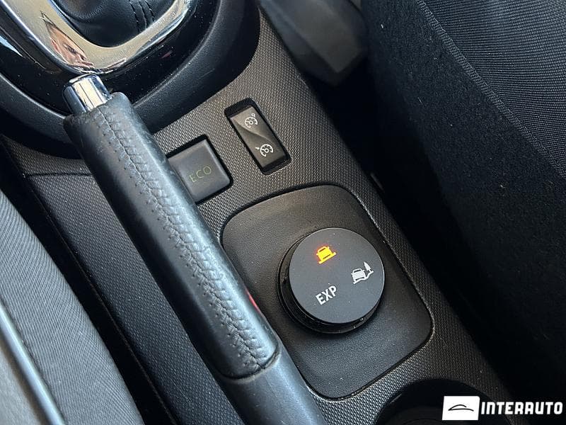 Renault Captur 2016 — Миниатюра 17