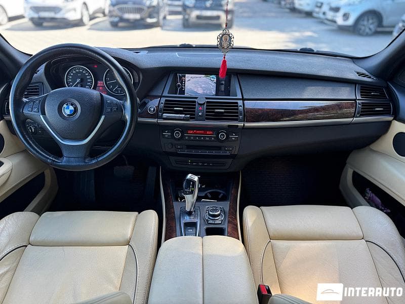 BMW X5 4.0D 2011 — Миниатюра 11