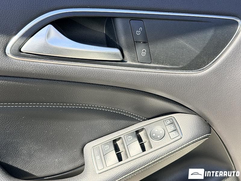 Mercedes B 250E 2018 — Миниатюра 13