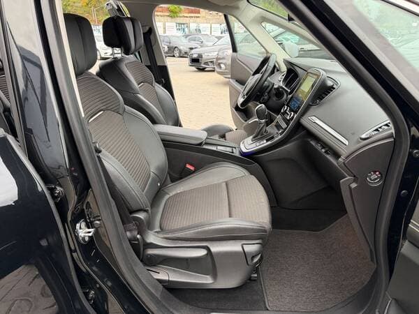 2017 Renault Scenic — Miniatură 8