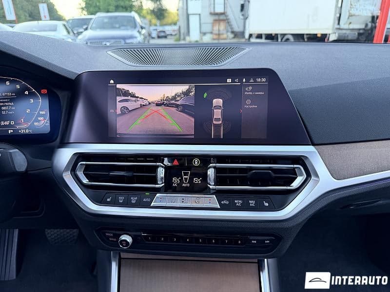 BMW 330 2019 — Миниатюра 13