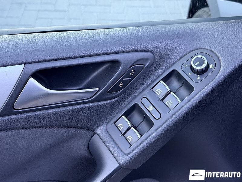 Volkswagen Golf 2010 — Миниатюра 16