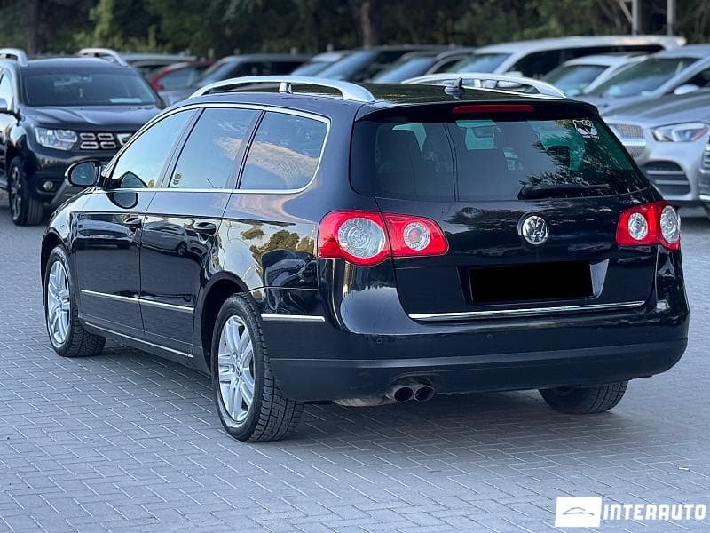 2010 Volkswagen Passat — Miniatură 4