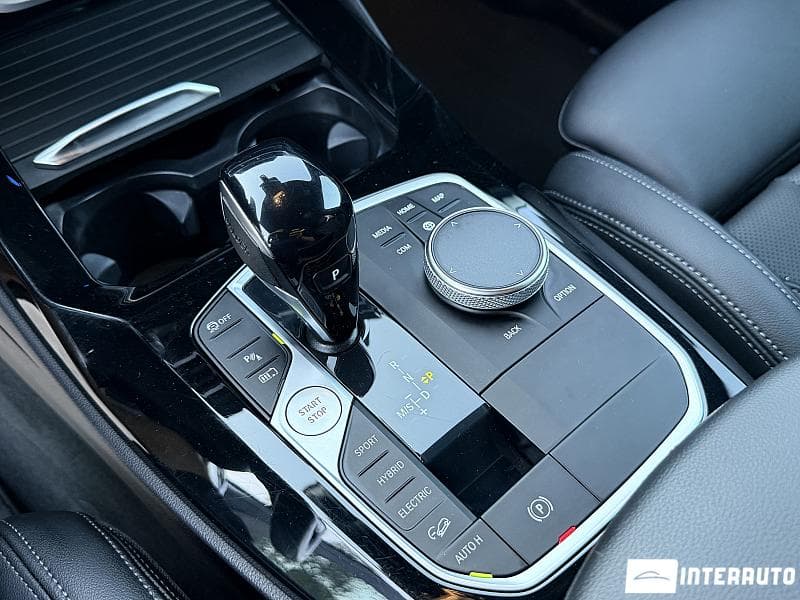 2022 BMW X3 3.0e — Miniatură 10