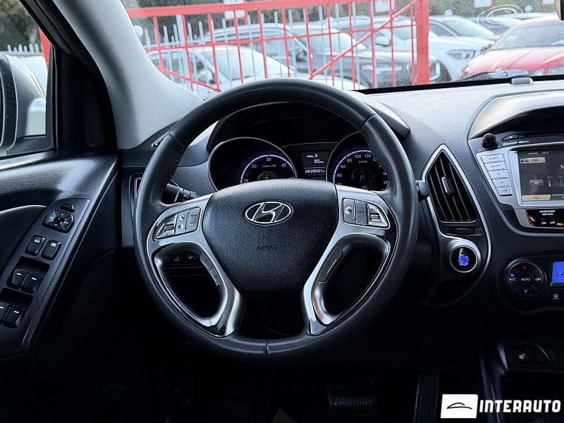 2010 Hyundai ix35 — Miniatură 6