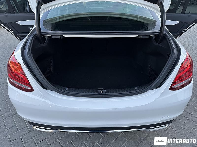 2016 Mercedes C 220 — Miniatură 21