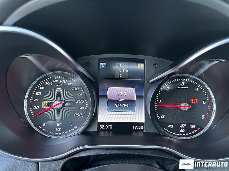 2016 Mercedes C 220 — Miniatură 8