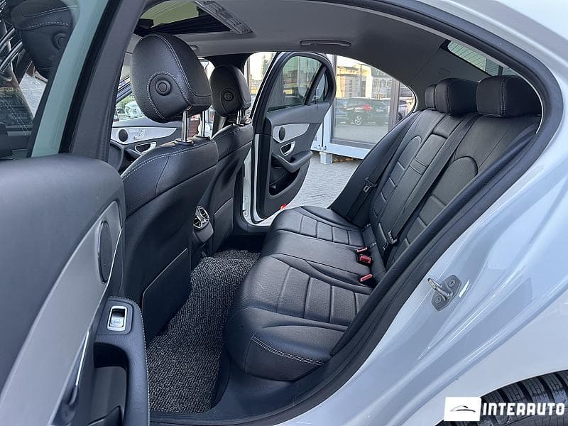 2016 Mercedes C 220 — Miniatură 12