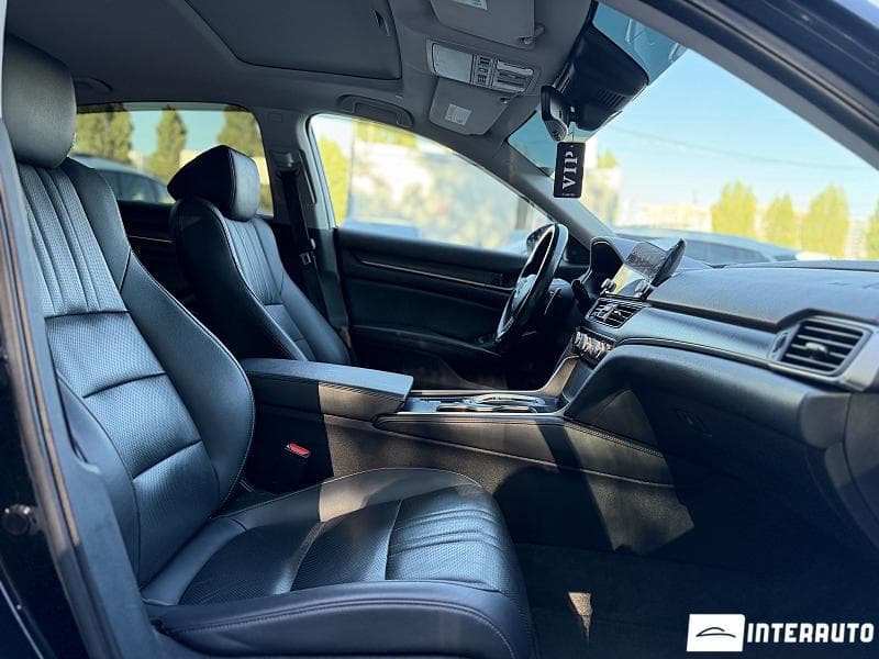Honda Accord 2021 — Миниатюра 18