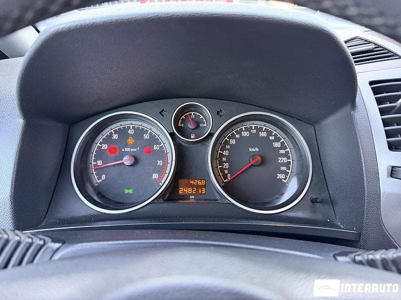 Opel Zafira 2006 — Миниатюра 9