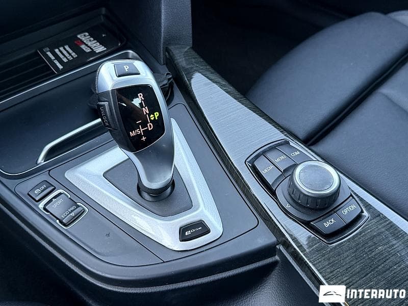 BMW 330E 2017 — Миниатюра 15