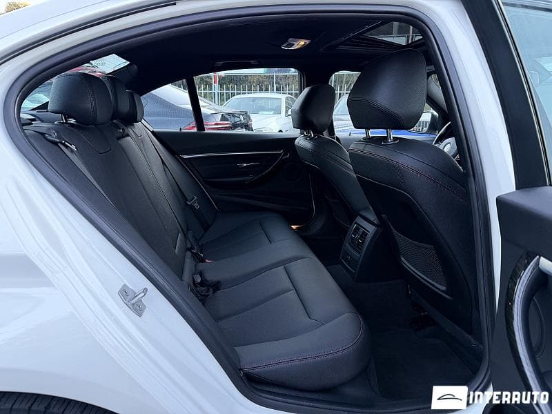BMW 330E 2017 — Миниатюра 8