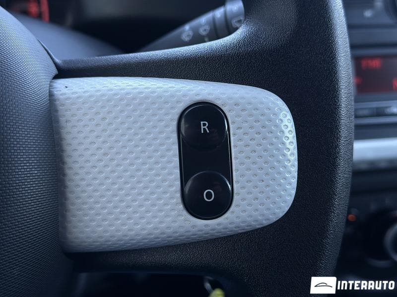 Renault Twingo 2021 — Миниатюра 11