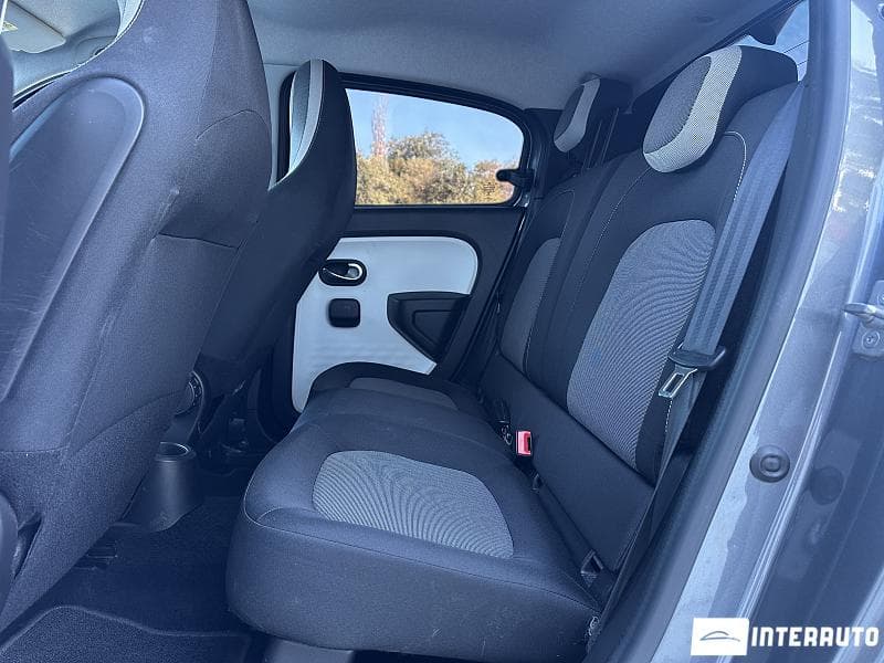 Renault Twingo 2021 — Миниатюра 17
