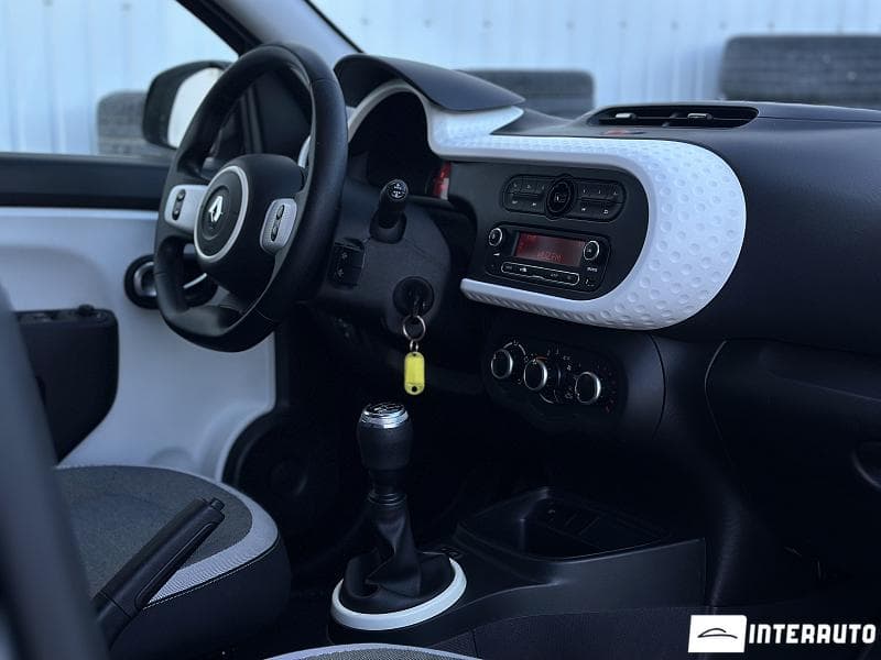Renault Twingo 2021 — Миниатюра 16
