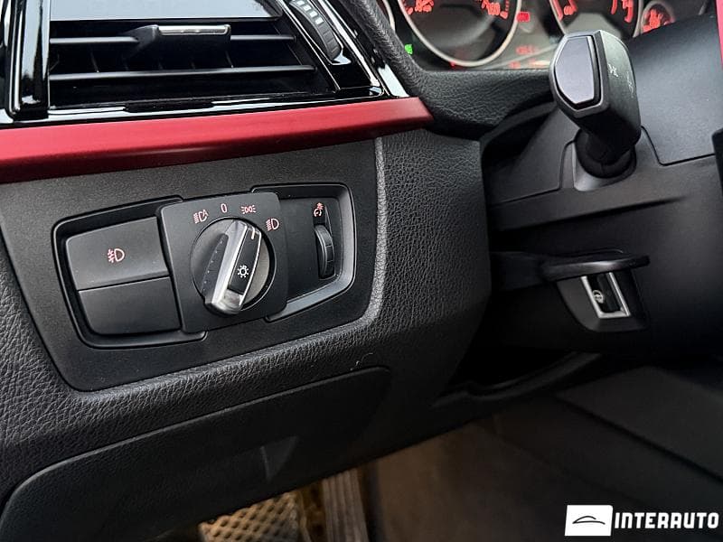 2017 BMW 340 — Miniatură 15