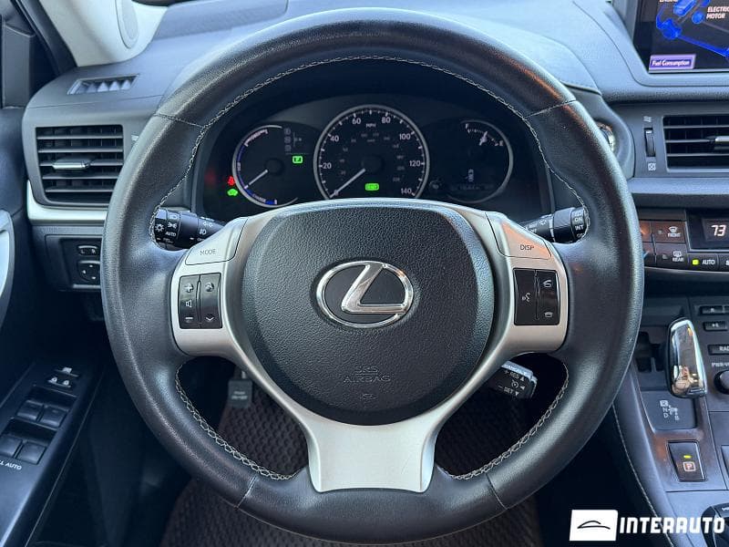 Lexus CT 200h 2013 — Миниатюра 11