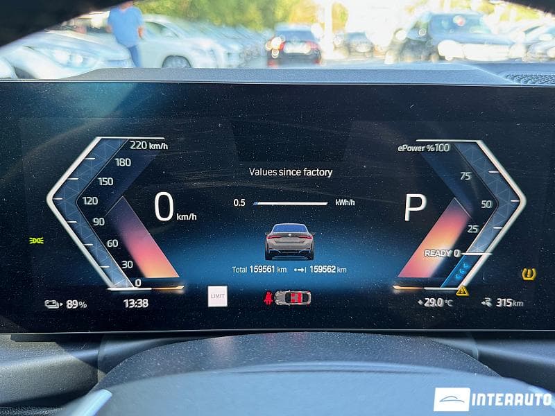 BMW i4 eDrive35 2023 — Миниатюра 11