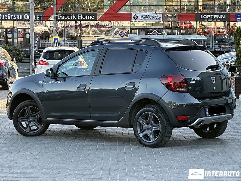 Dacia Sandero Stepway 2017 — Миниатюра 4