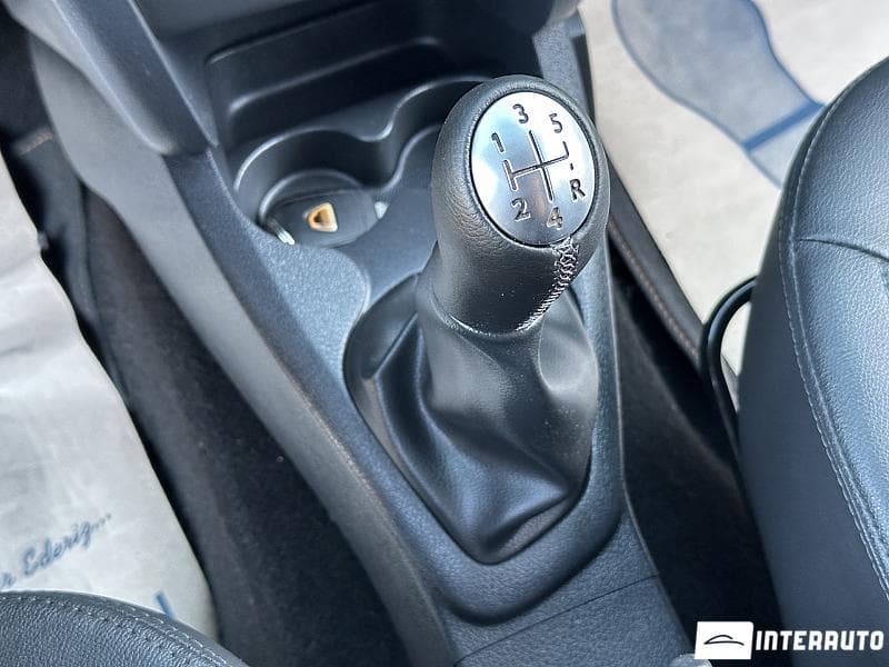 Dacia Sandero Stepway 2017 — Миниатюра 11