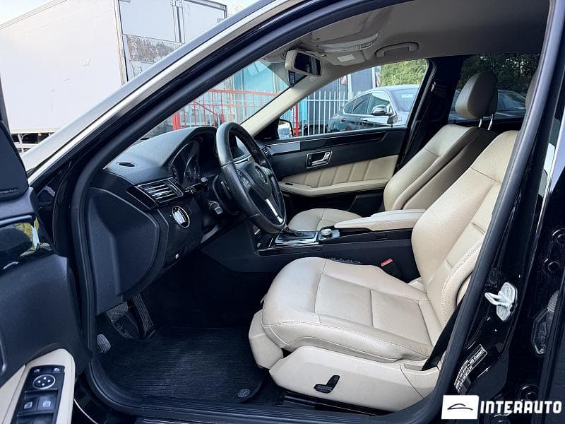 Mercedes E 220 2010 — Миниатюра 5