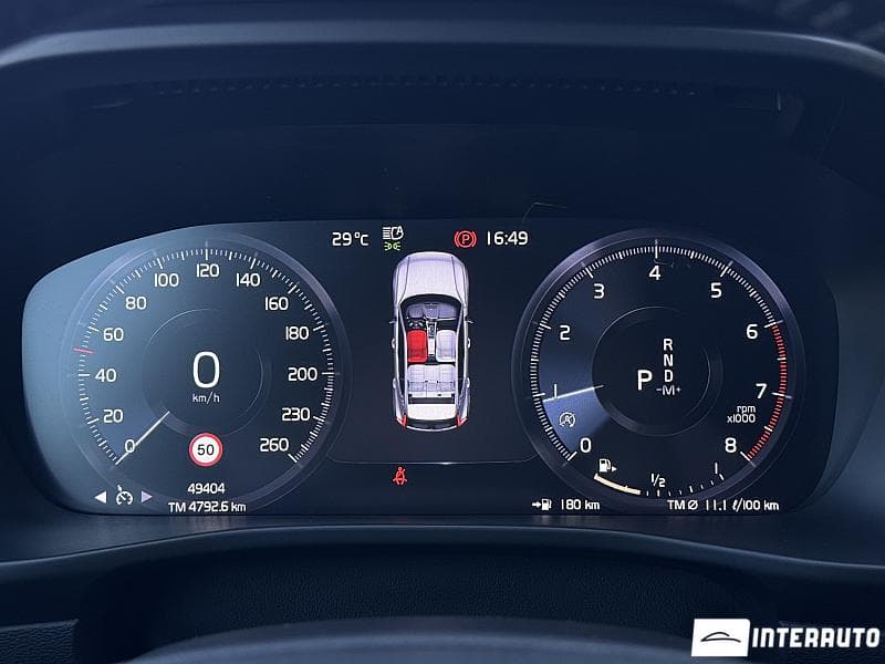 Volvo XC 40 2020 — Миниатюра 9