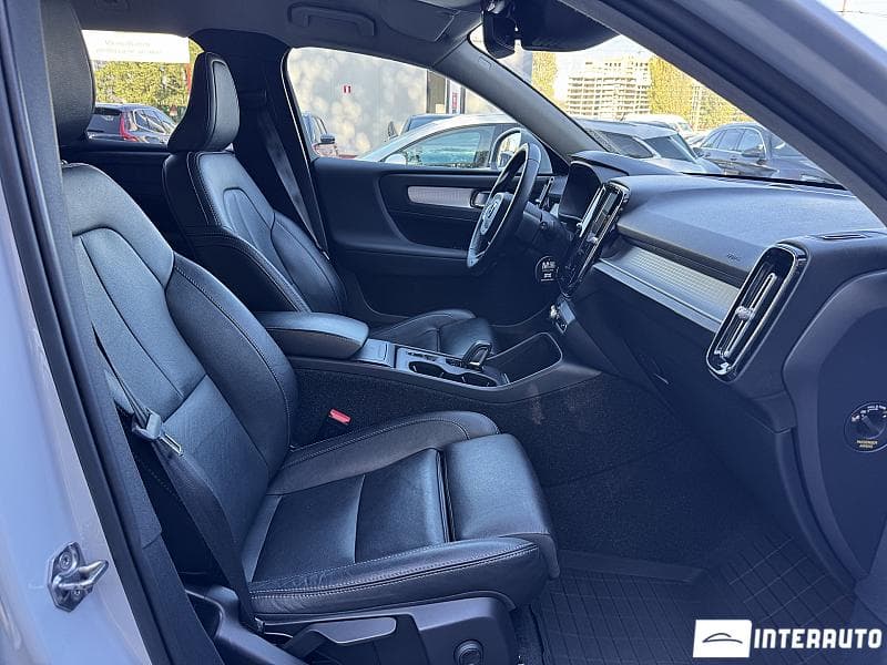 Volvo XC 40 2020 — Миниатюра 15
