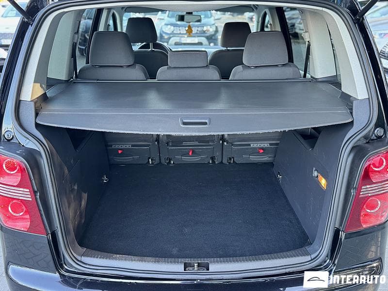 2009 Volkswagen Touran — Miniatură 16