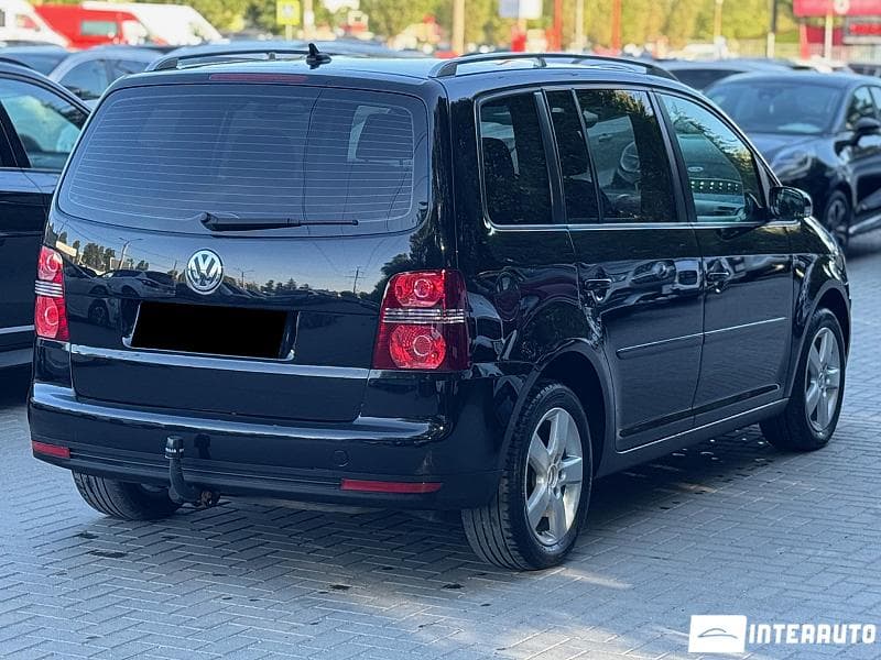 2009 Volkswagen Touran — Miniatură 2
