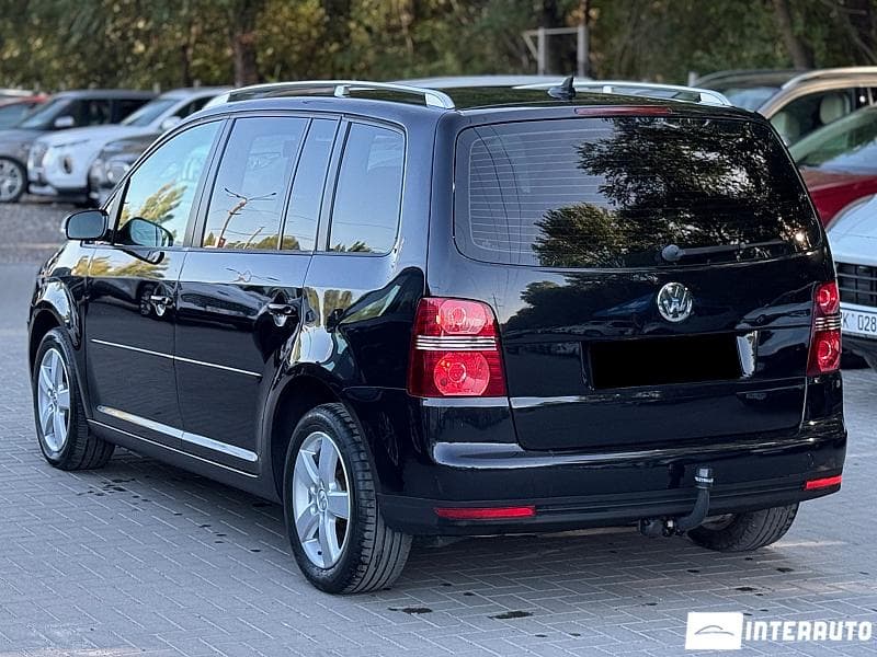 2009 Volkswagen Touran — Miniatură 3