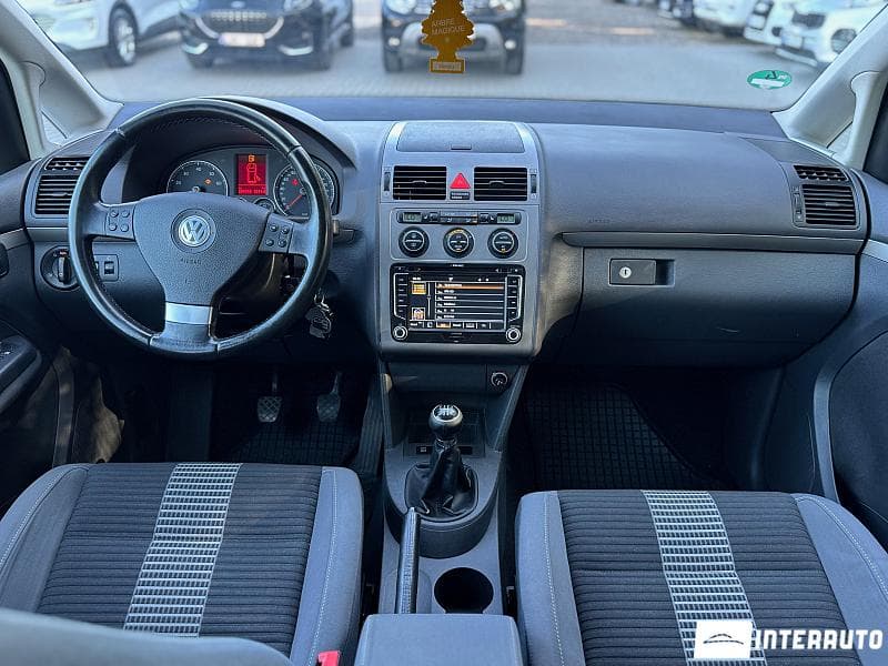 2009 Volkswagen Touran — Miniatură 11