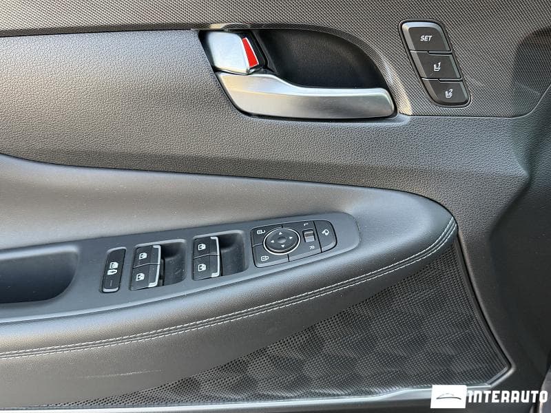 Hyundai Santa Fe 2021 — Миниатюра 8