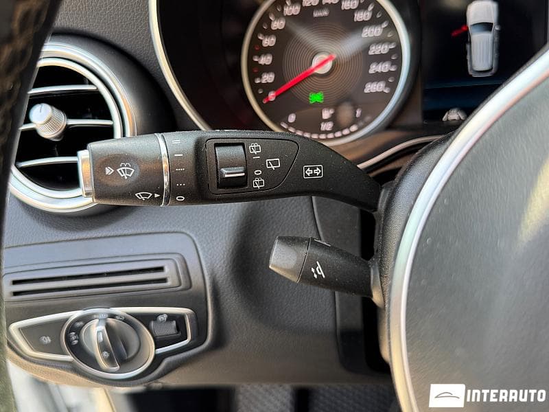 Mercedes GLC 300de 2020 — Миниатюра 9