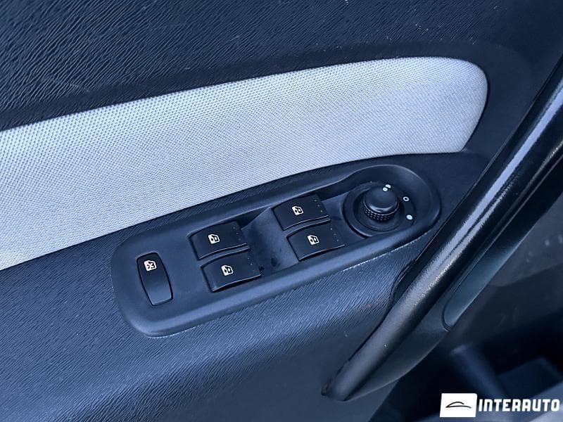 2012 Renault Kangoo — Miniatură 14